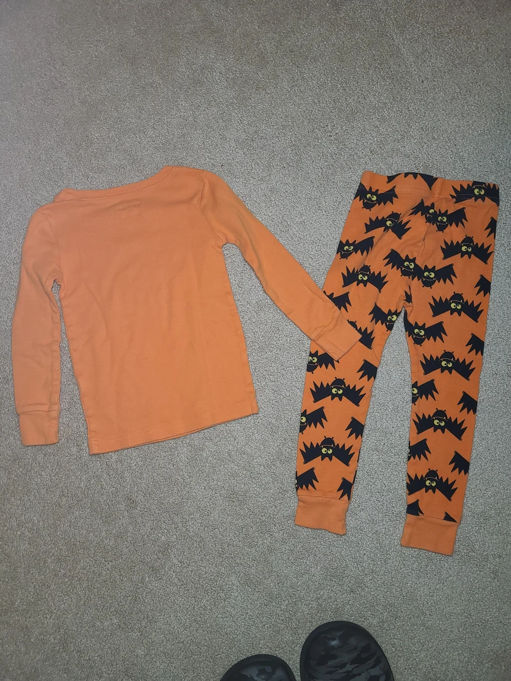 Old Navy Halloween Bat 'Hang Loose!' Pajama Set